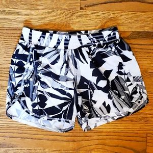 Girls Old Navy Active Athletic shorts, Size 8